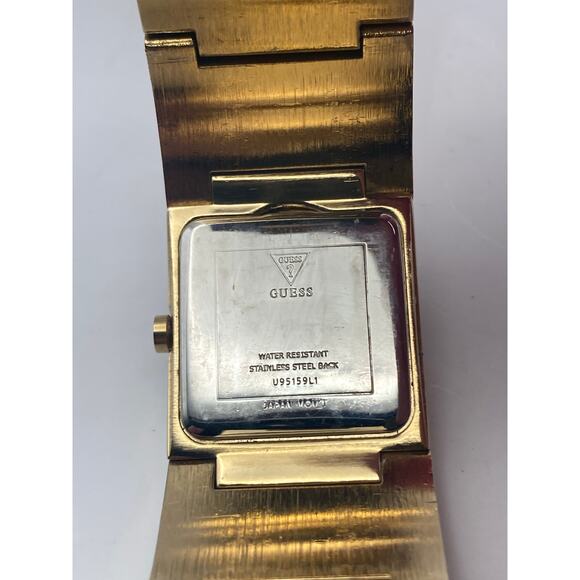 Guess Women's Quartz Watch Gold Tone Logo Bracelet U95159L1 Working New Battery - Picture 4 of 7